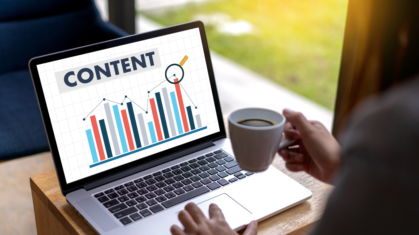 maginá tener un artículo en tu blog que escribiste hace seis meses y que, sin invertir un peso más, sigue apareciendo en Google, trayendo visitas y consultas cada semana. Eso es lo que logra una estrategia evergreen: crear activos digitales que trabajan por vos 24/7, incluso mientras dormís.