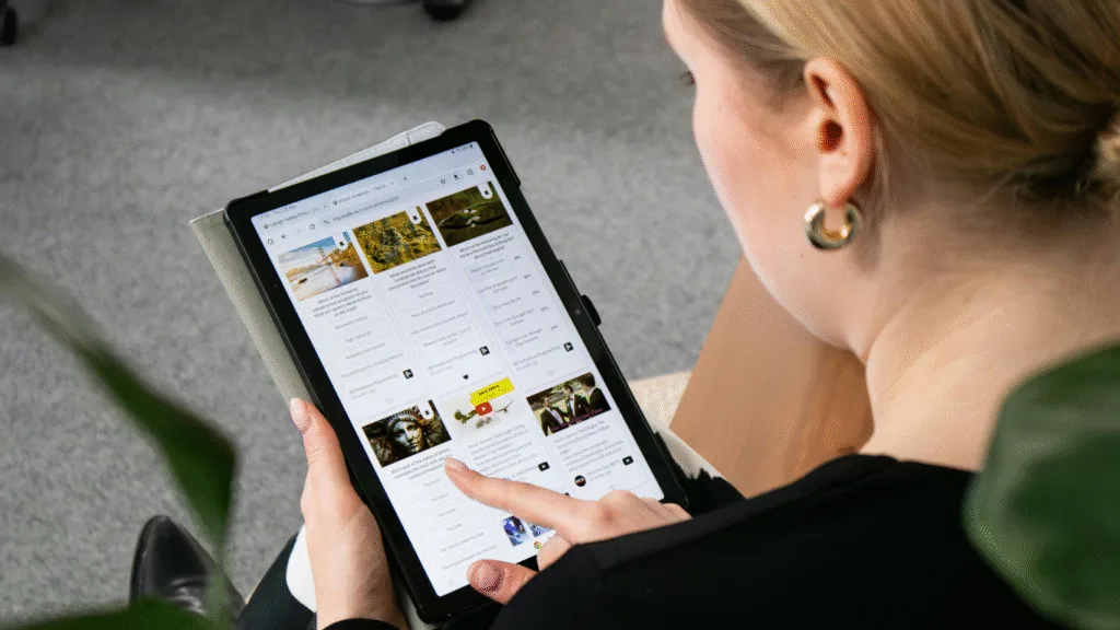 Ejemplo de humanización de marca en redes sociales, mostrando cercanía para generar confianza y atraer clientes en el mercado digital.