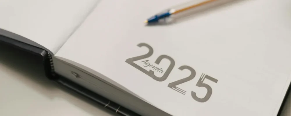 Lista actualizada con los elementos que debe incluir un sitio web profesional para convertir en 2025