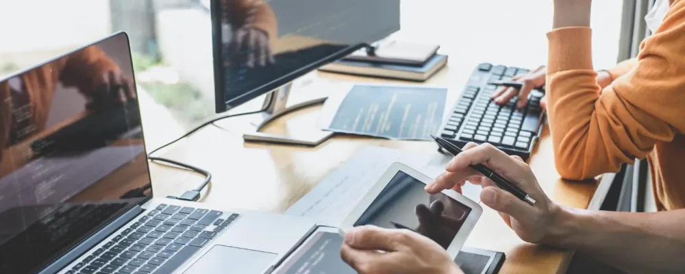 Diferencias clave entre una web genérica armada en minutos y un sitio pensado para convertir clientes